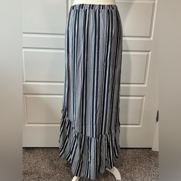 No Boundaries Juniors Navy White Stripe Ruffle High Low Maxi Skirt Size S 3-5 - Picture 4 of 6